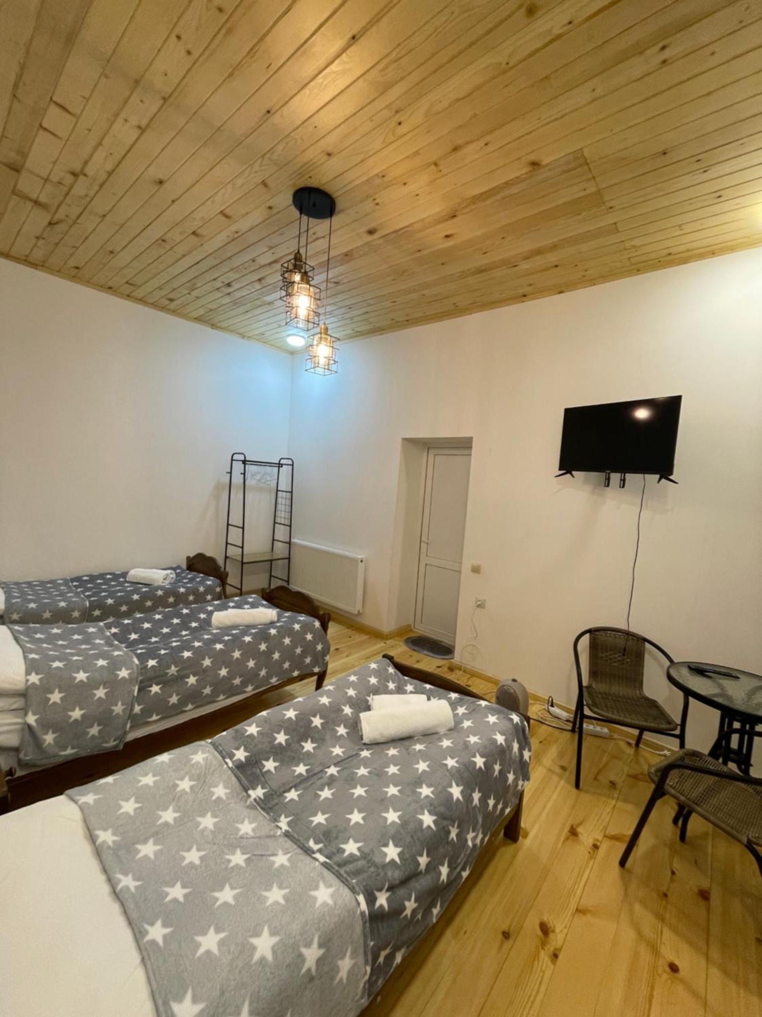 Mamuka Chartolani Guesthouse Местия Экстерьер фото
